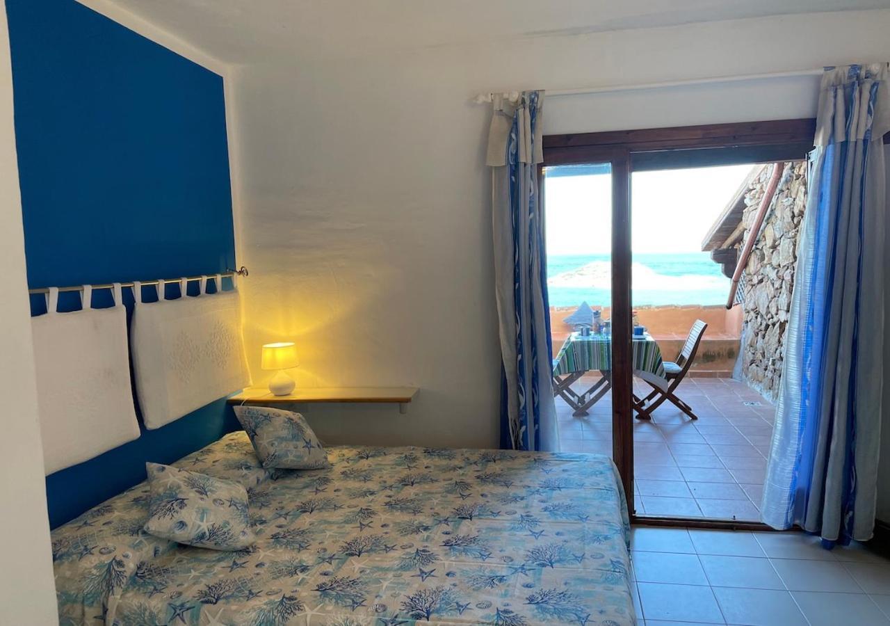 San Teodoro Punta Est Delizioso Monolocale Vista Mare Daire Dış mekan fotoğraf