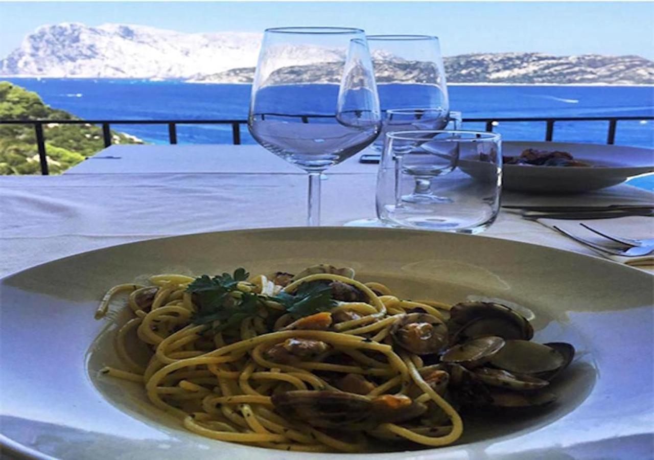 San Teodoro Punta Est Delizioso Monolocale Vista Mare Daire Dış mekan fotoğraf