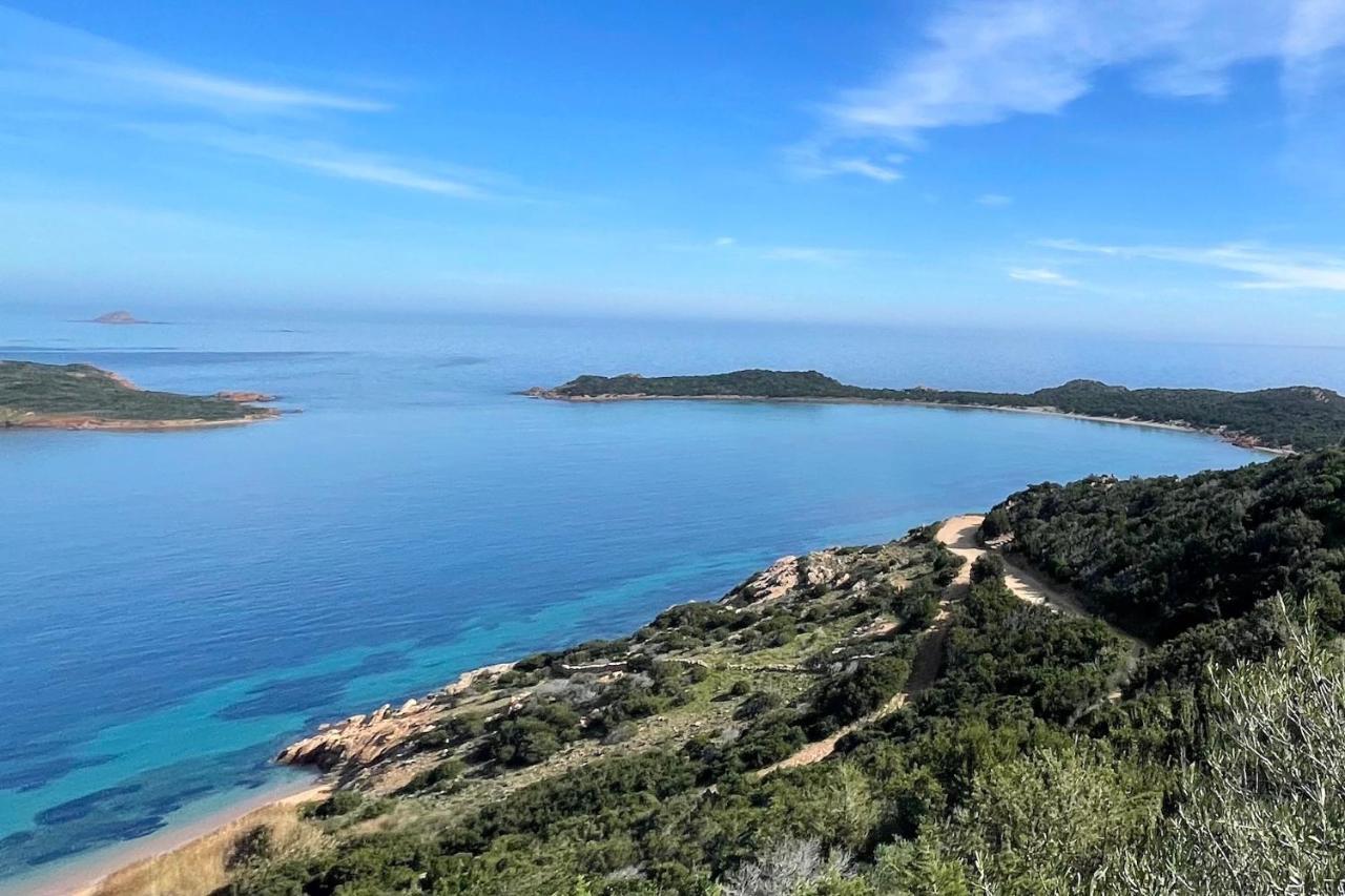 San Teodoro Punta Est Delizioso Monolocale Vista Mare Daire Dış mekan fotoğraf